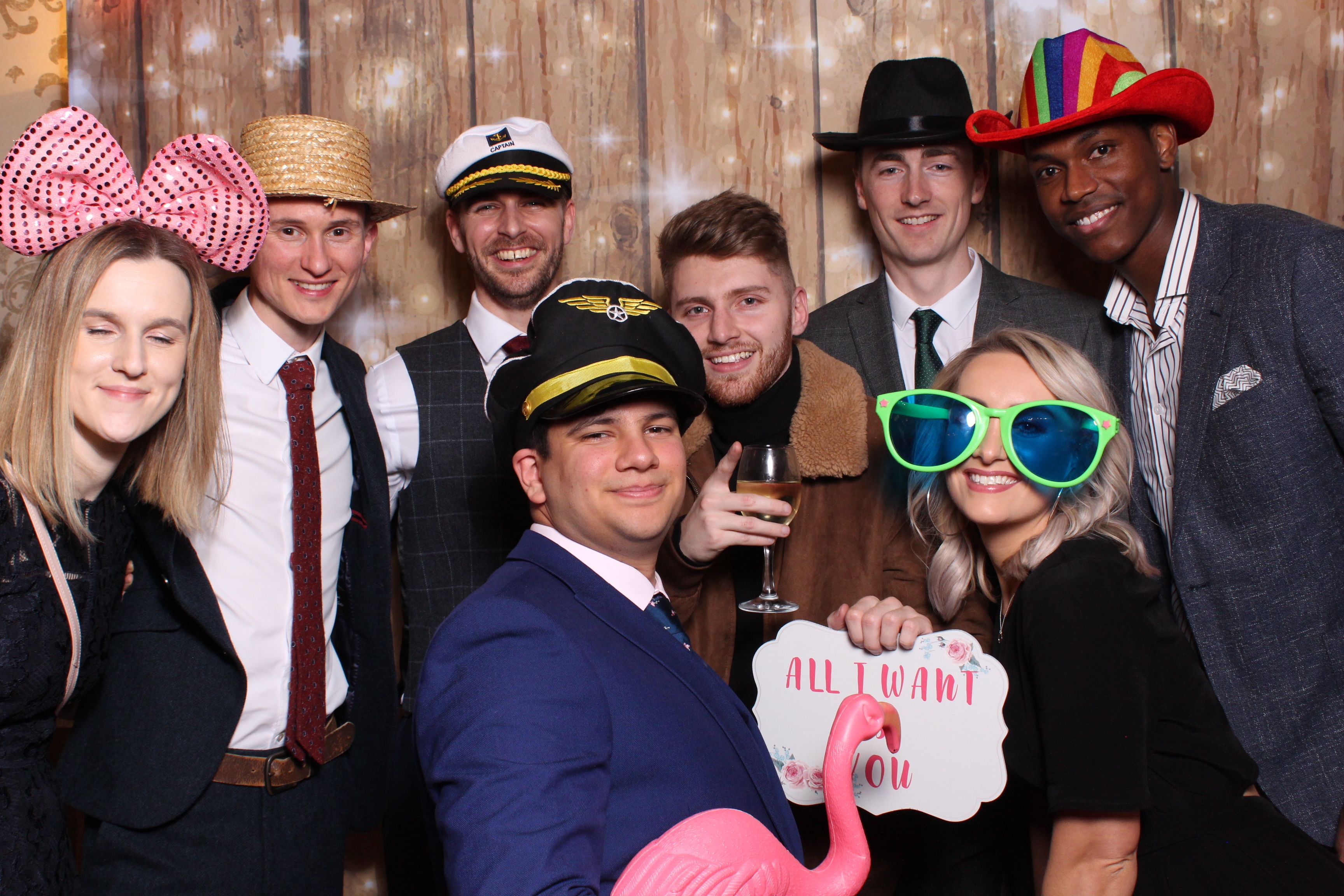 Mr & Mrs Sewell  | View more photos from the event at gallery.magicimages.uk/u/MagicImages/Mr-Mrs-Sewell